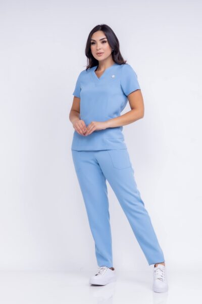 Scrub Feminino Barbie cor azul céu