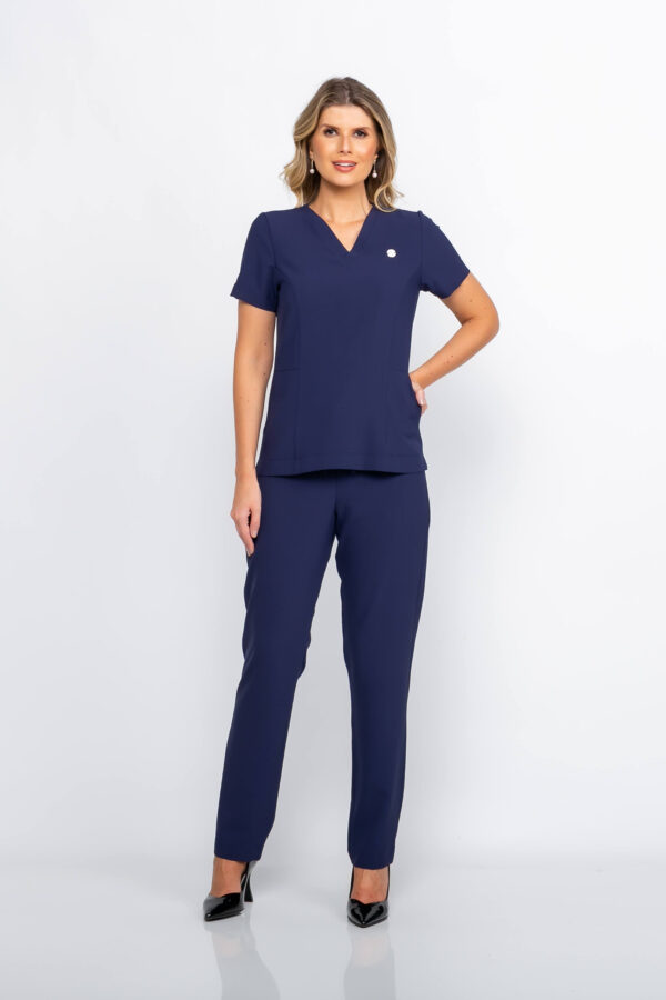 Scrub Feminino Crep Charme na cor Azul Marinho