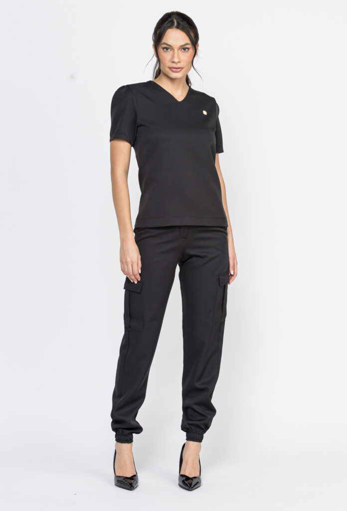 Scrub Feminino Barbie Luxo na cor Preto