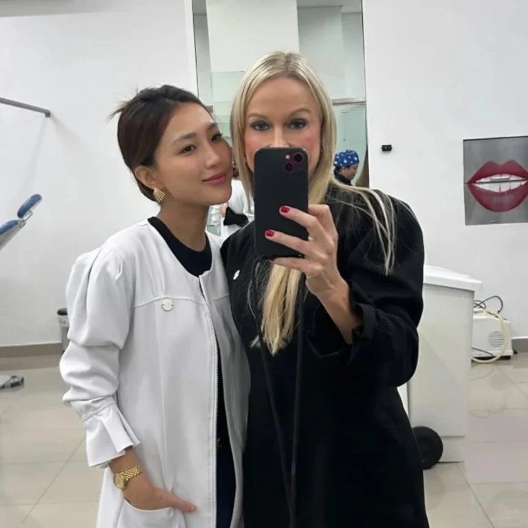 Instagram post from draelegancia. This post is in position 3.